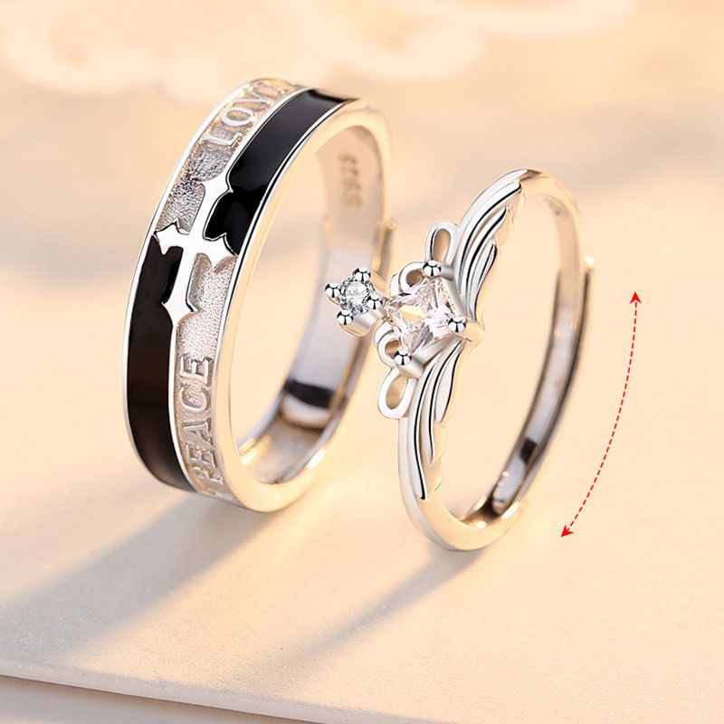 New Princess and Knight Couple Ring, a pair of men's and women's styles, featuring a luxurious and niche design, with a high-end feel and an adjustable opening ring