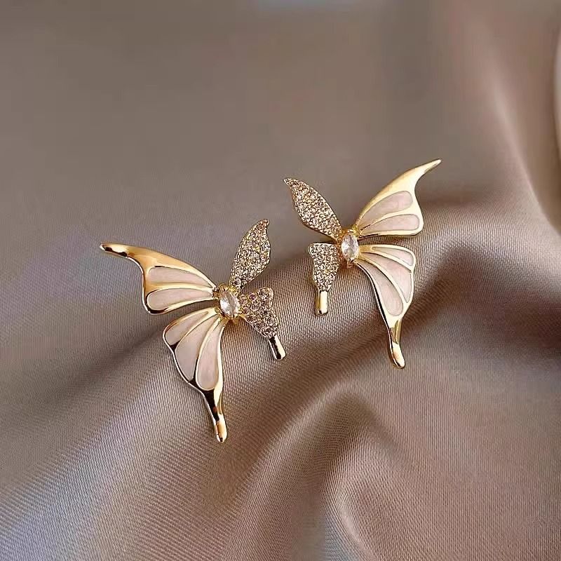 High end wheat ear long tassel earrings with two wearing silver needles, fashionable and personalized, light luxury design, revealing face, slim earrings for women