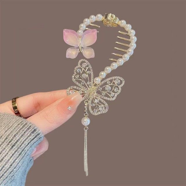 The new tassel pearl flower hair clip, with a curled hair clip at the back of the head for women, is a high-end and stylish ball shaped hair accessory that is versatile and stylish,Not easy to fall of