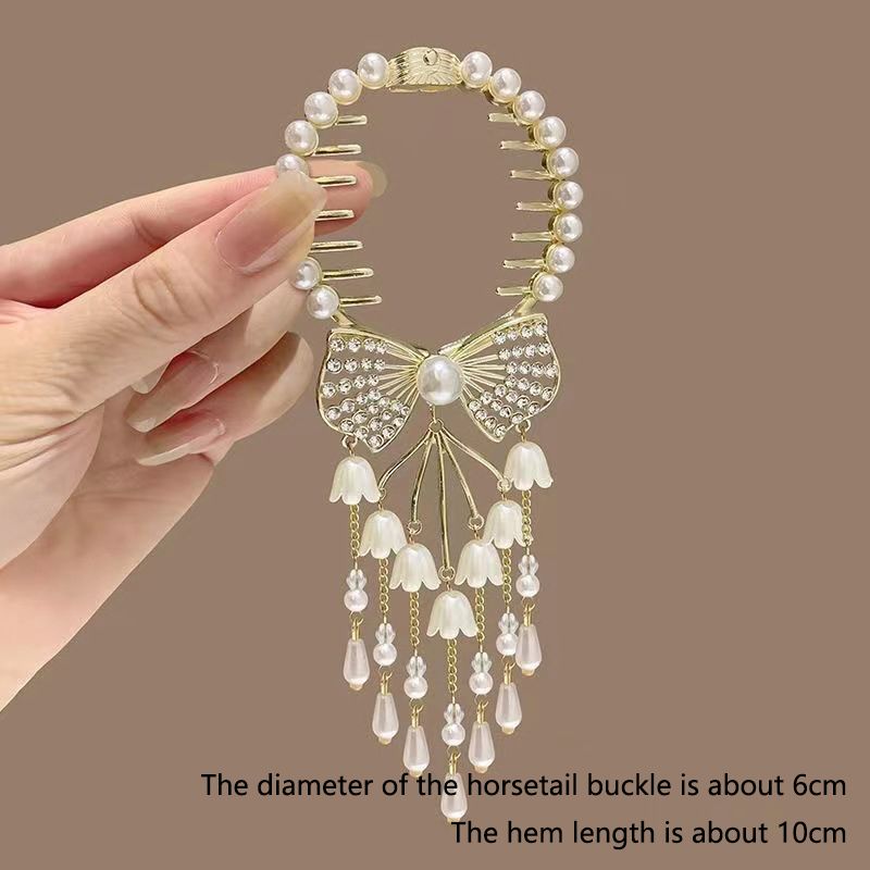 The new tassel pearl flower hair clip, with a curled hair clip at the back of the head for women, is a high-end and stylish ball shaped hair accessory that is versatile and stylish,Not easy to fall of