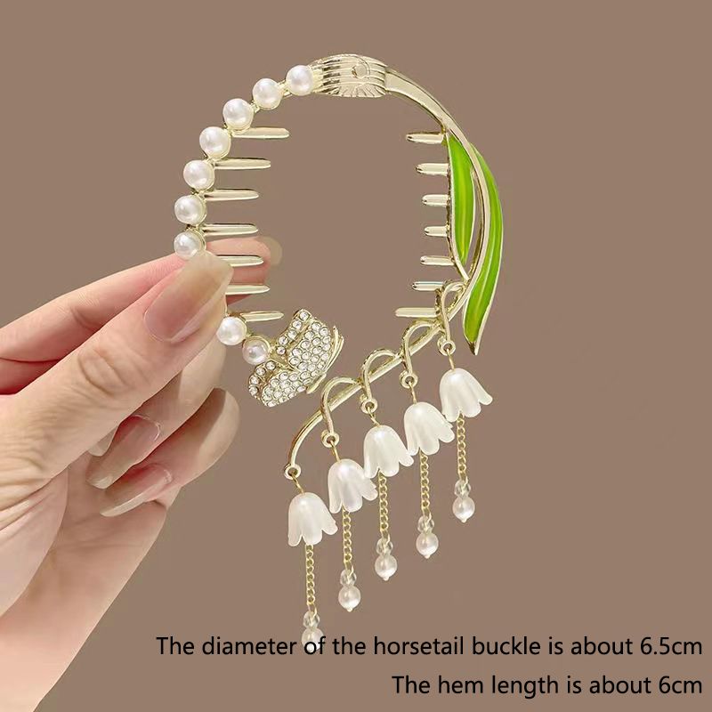 The new tassel pearl flower hair clip, with a curled hair clip at the back of the head for women, is a high-end and stylish ball shaped hair accessory that is versatile and stylish,Not easy to fall of