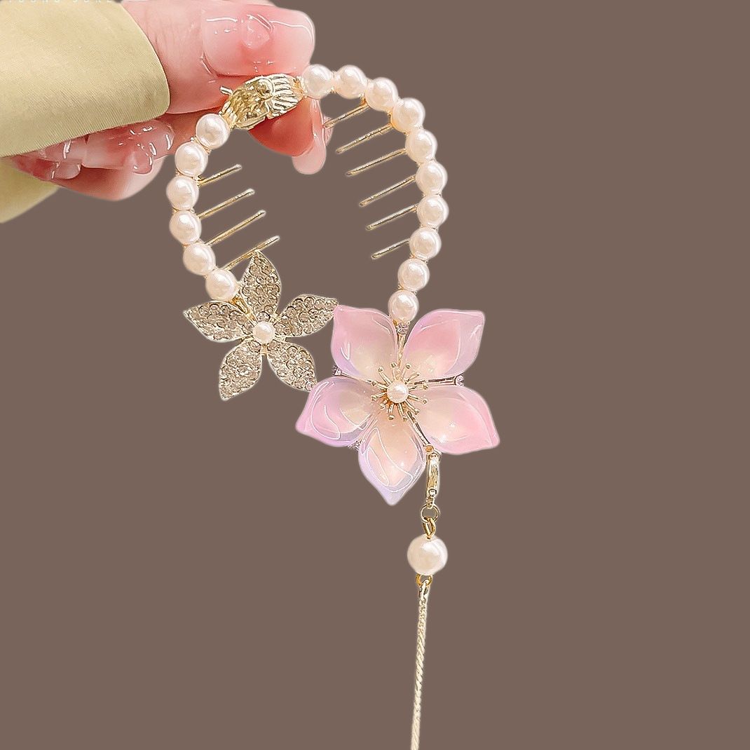The new tassel pearl flower hair clip, with a curled hair clip at the back of the head for women, is a high-end and stylish ball shaped hair accessory that is versatile and stylish,Not easy to fall of