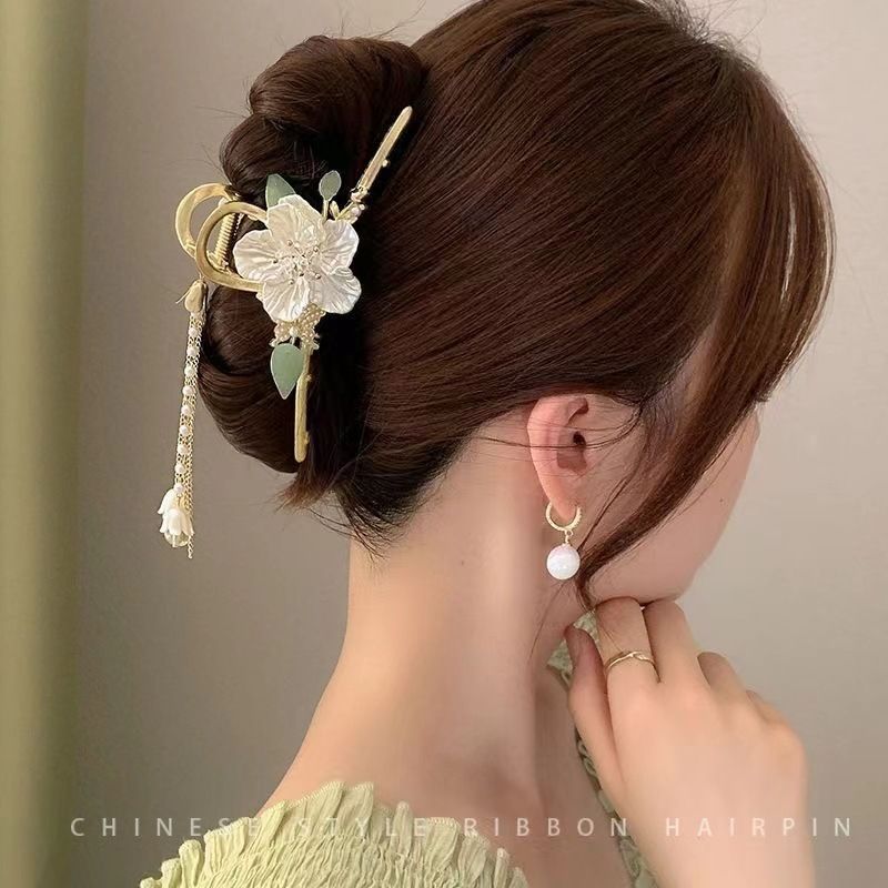 New Linglan flower tassel curled hair clip hair accessory, antique style hair clip at the back of the head, summer flower shark clip for women's hair clip, fashionable and elegant,Minimalist and versa