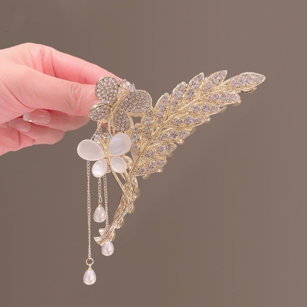 New Linglan flower tassel curled hair clip hair accessory, antique style hair clip at the back of the head, summer flower shark clip for women's hair clip, fashionable and elegant