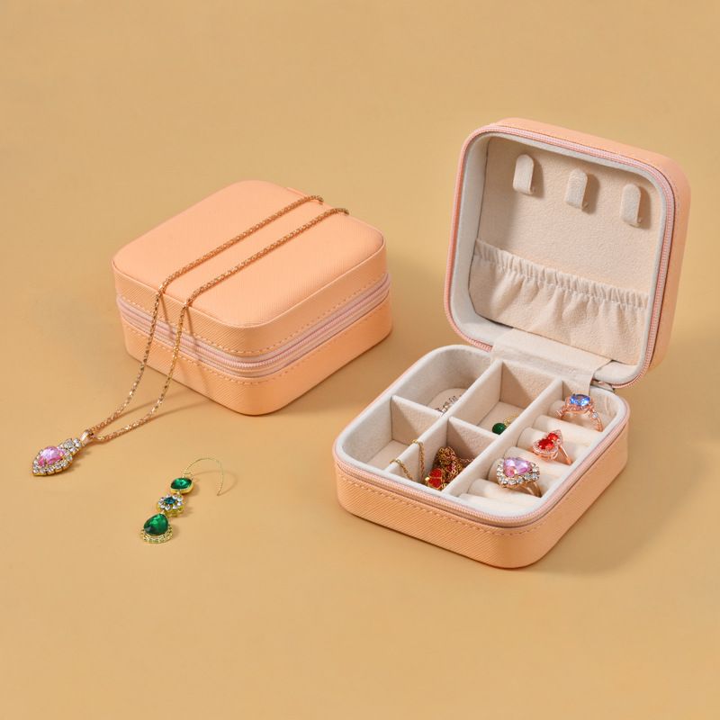 New portable jewelry box, fashionable princess travel jewelry bag, earring ring small storage box, cute solid color, practical and dirt resistant, large space storage box