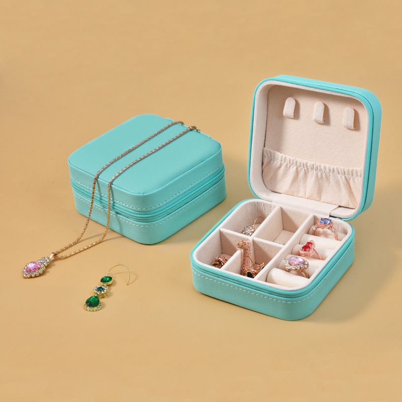 New portable jewelry box, fashionable princess travel jewelry bag, earring ring small storage box, cute solid color, practical and dirt resistant, large space storage box