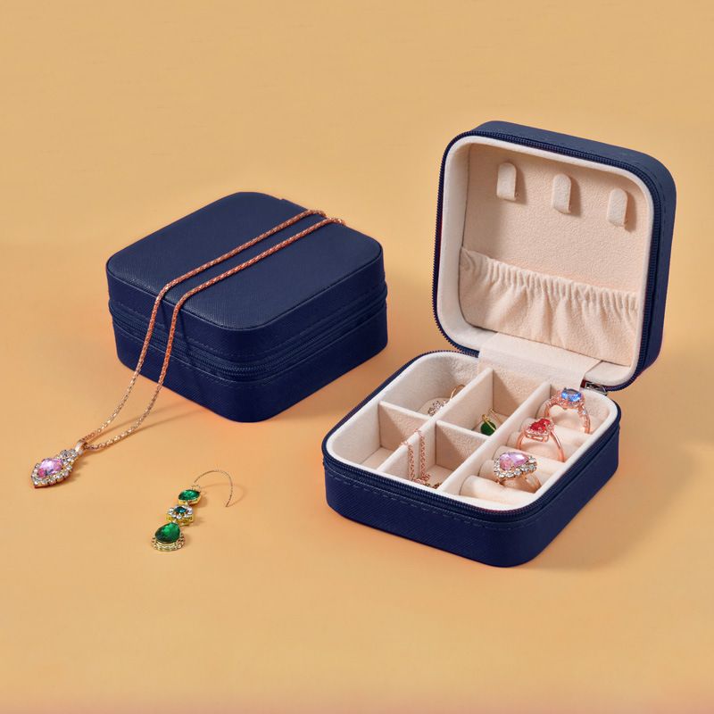 New portable jewelry box, fashionable princess travel jewelry bag, earring ring small storage box, cute solid color, practical and dirt resistant, large space storage box