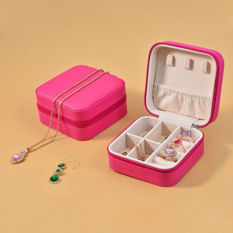 New portable jewelry box, fashionable princess travel jewelry bag, earring ring small storage box, cute solid color, practical and dirt resistant, large space storage box