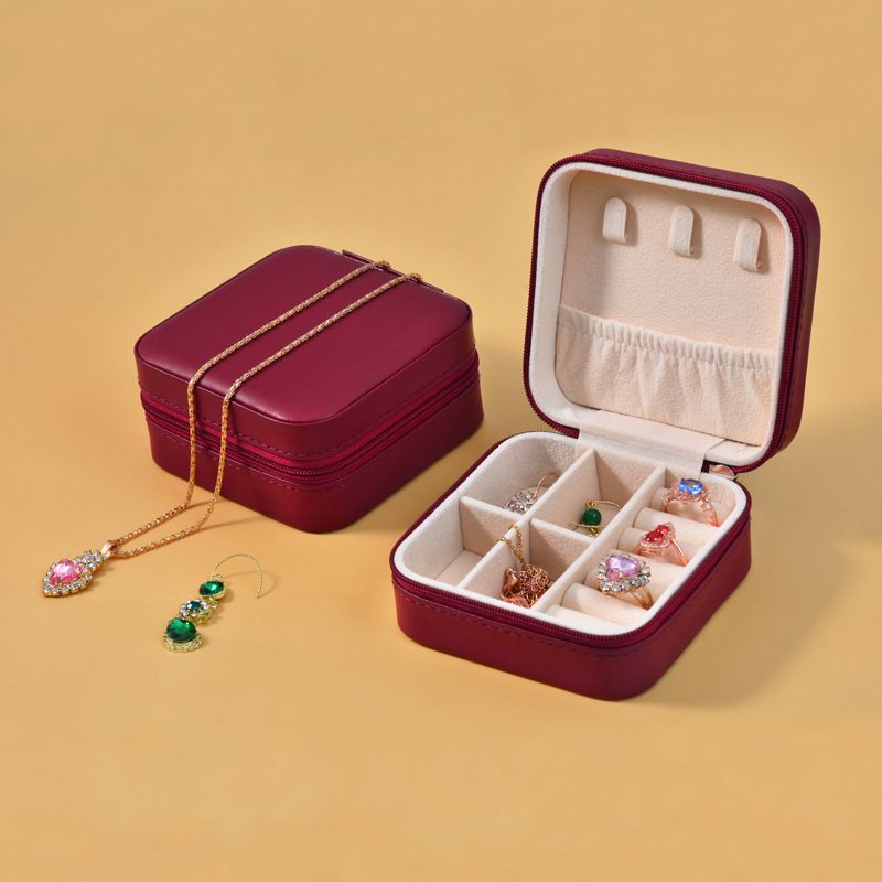 New portable jewelry box, fashionable princess travel jewelry bag, earring ring small storage box, cute solid color, practical and dirt resistant, large space storage box
