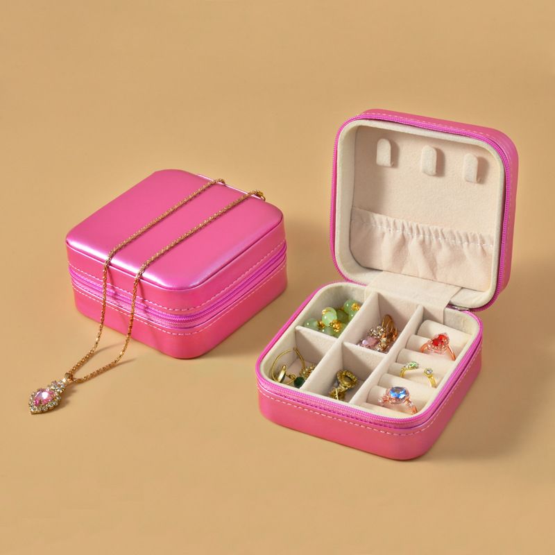 New portable jewelry box, fashionable princess travel jewelry bag, earring ring small storage box, cute solid color, practical and dirt resistant, large space storage box