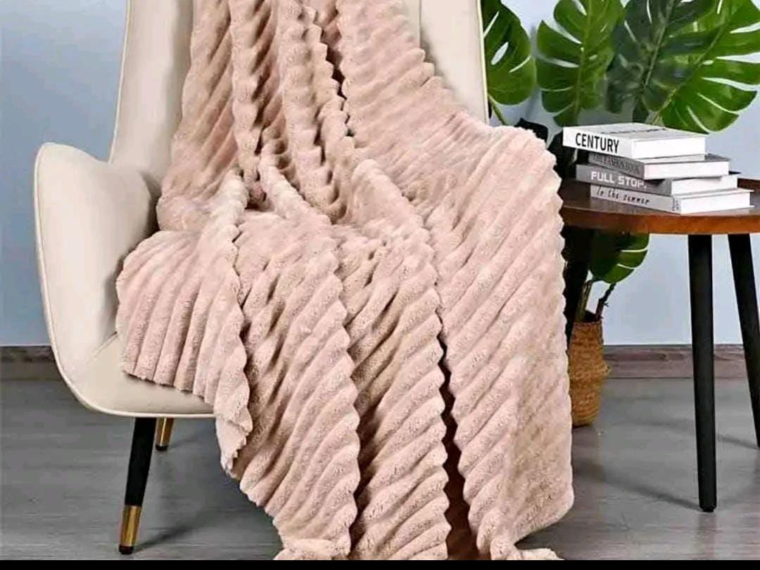 Piece Fleece . The duvet is soft, durable and luxurious to touch. With this you will have a very peaceful sleep. Together with one bed sheet and  two pillowcases, this design will suit