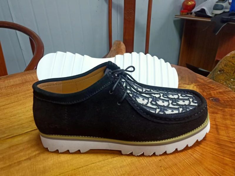RESTOCKED QUALITY Clarks Dior  Men's Shoes Sneakers