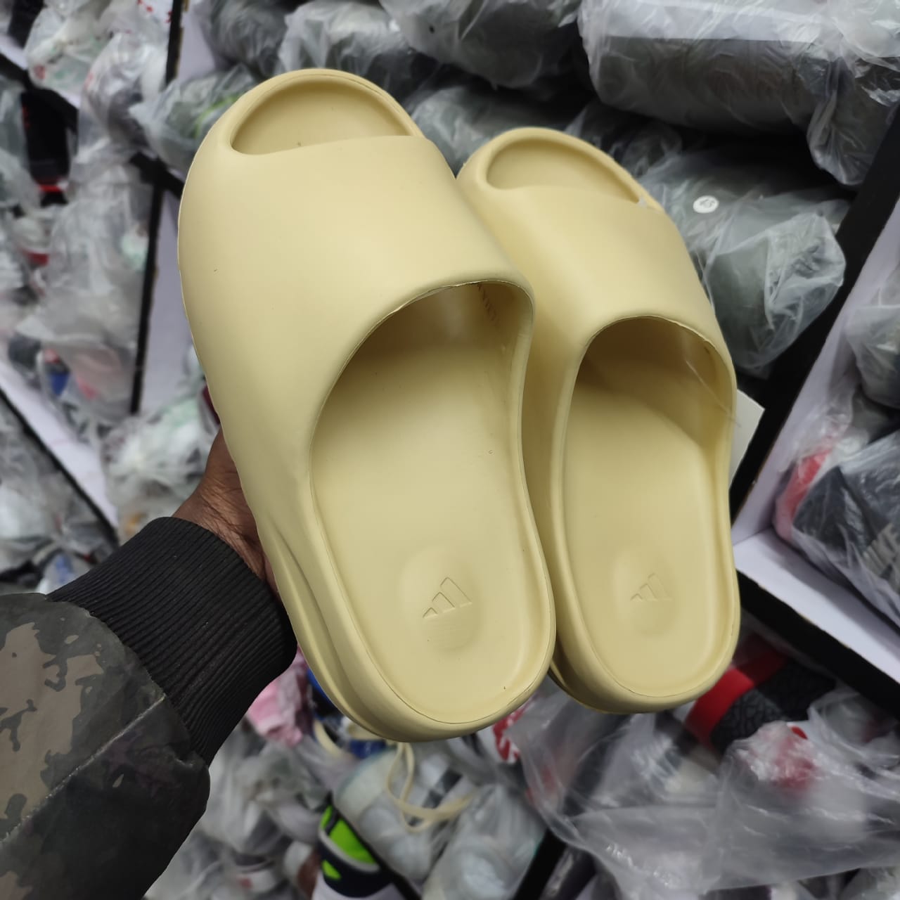 High Quality Yeezy Slides Sandals Men Shoes Sandals