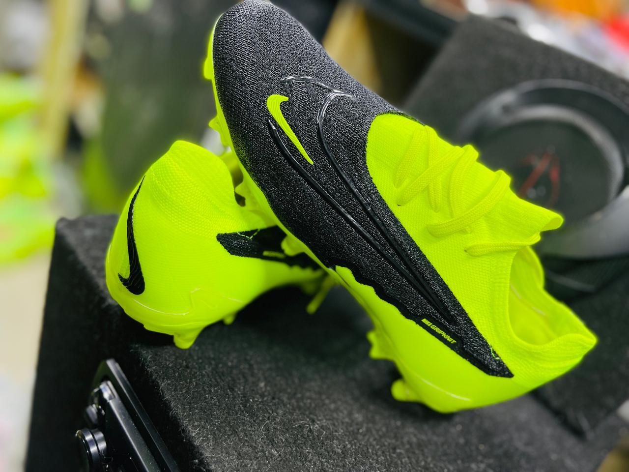 Phantom Football & Rugby Shoes, Men Outdoor Spike Football Boots