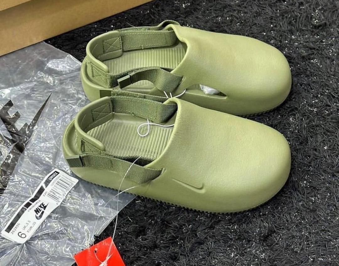 Classy High Quality Design Men's Comfortale Fashion Crocs