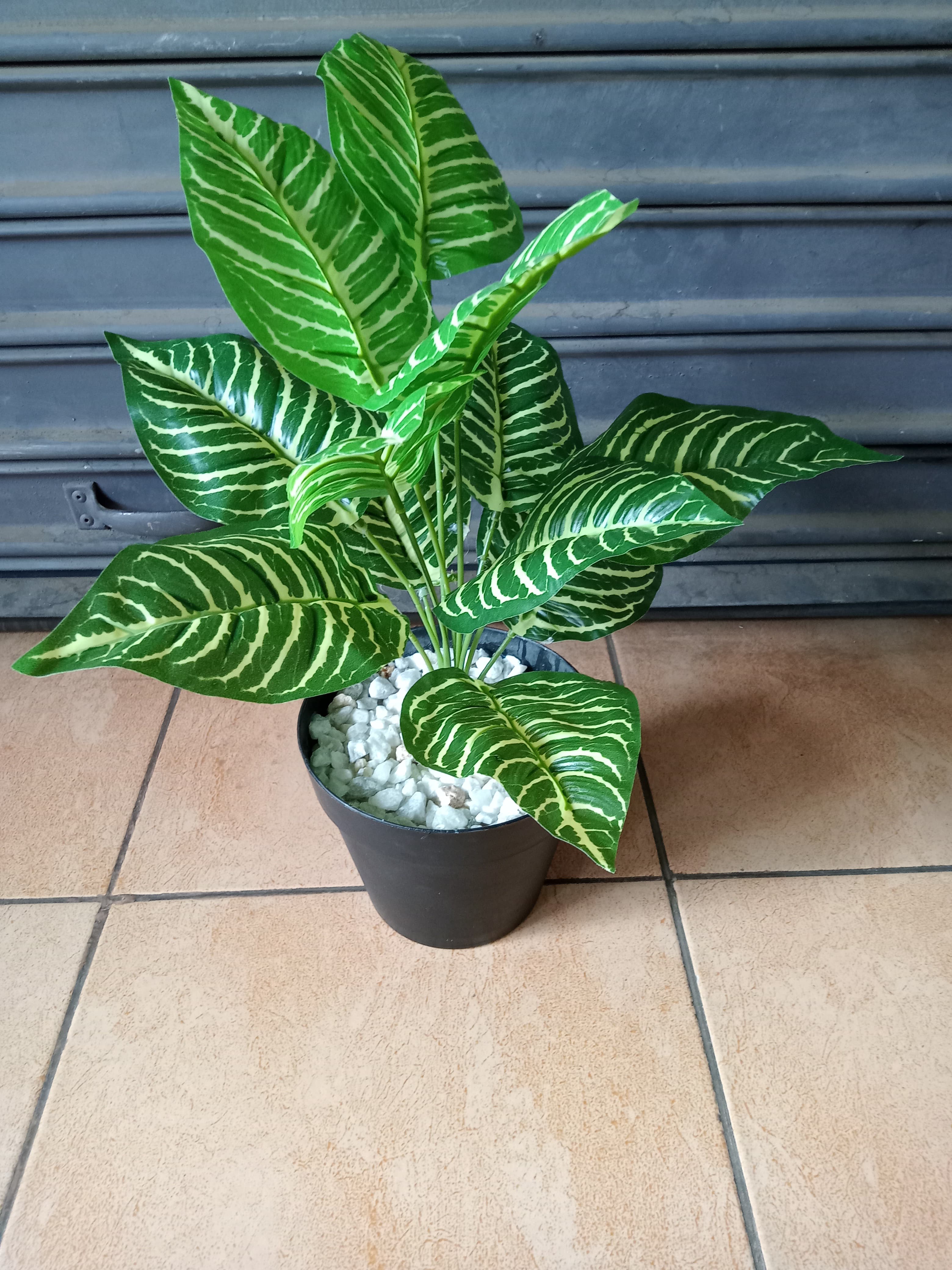 Artificial decor flowers