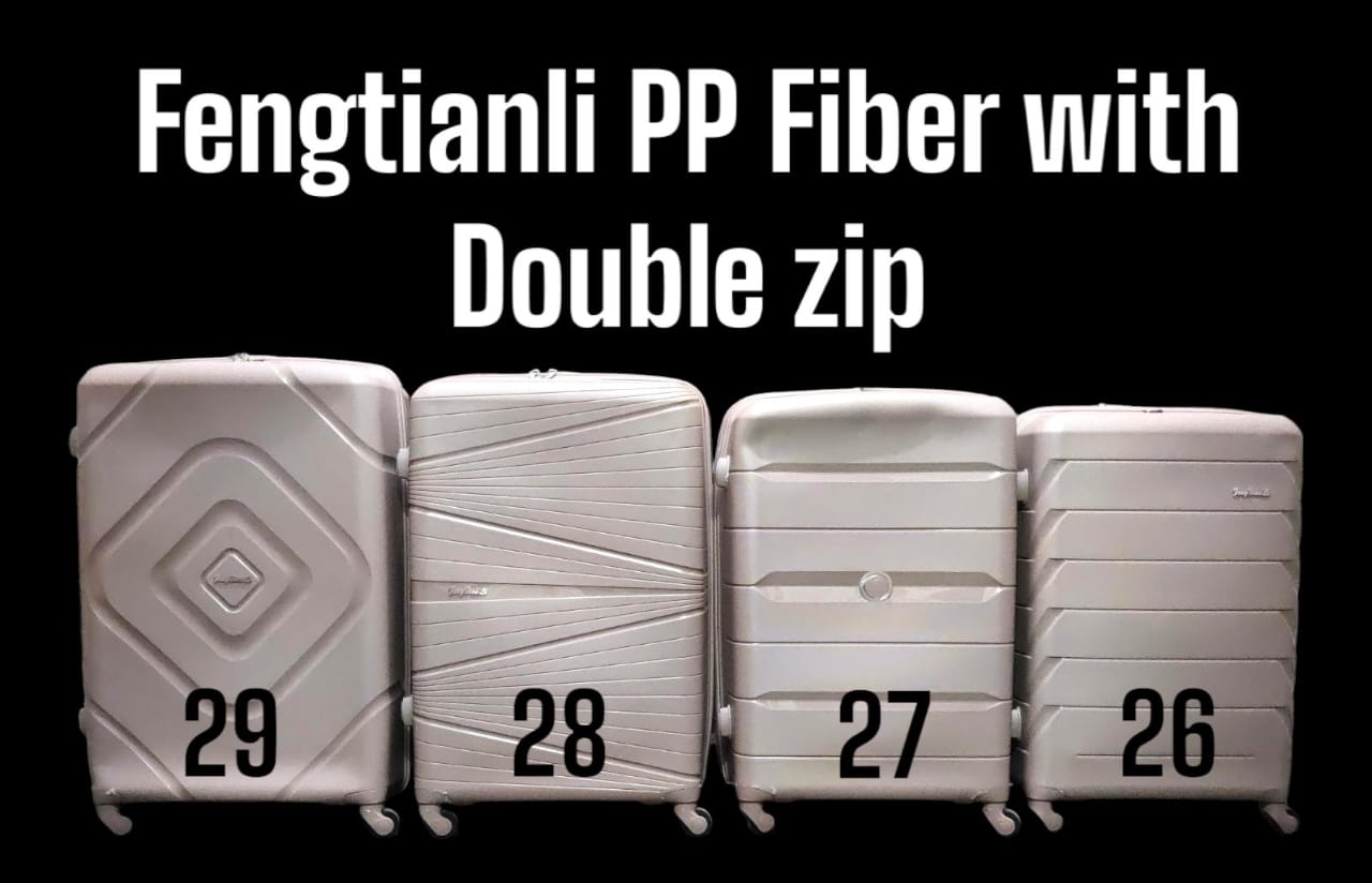 PVC High Quality Travel Suitcase Travel Bag Travel Briefcase With Wheel  WITH DOUBLE ZIP  Made of durable PVC material
Lightweight and easy to transport
3-piece set: large suitcase, medium suitcase,