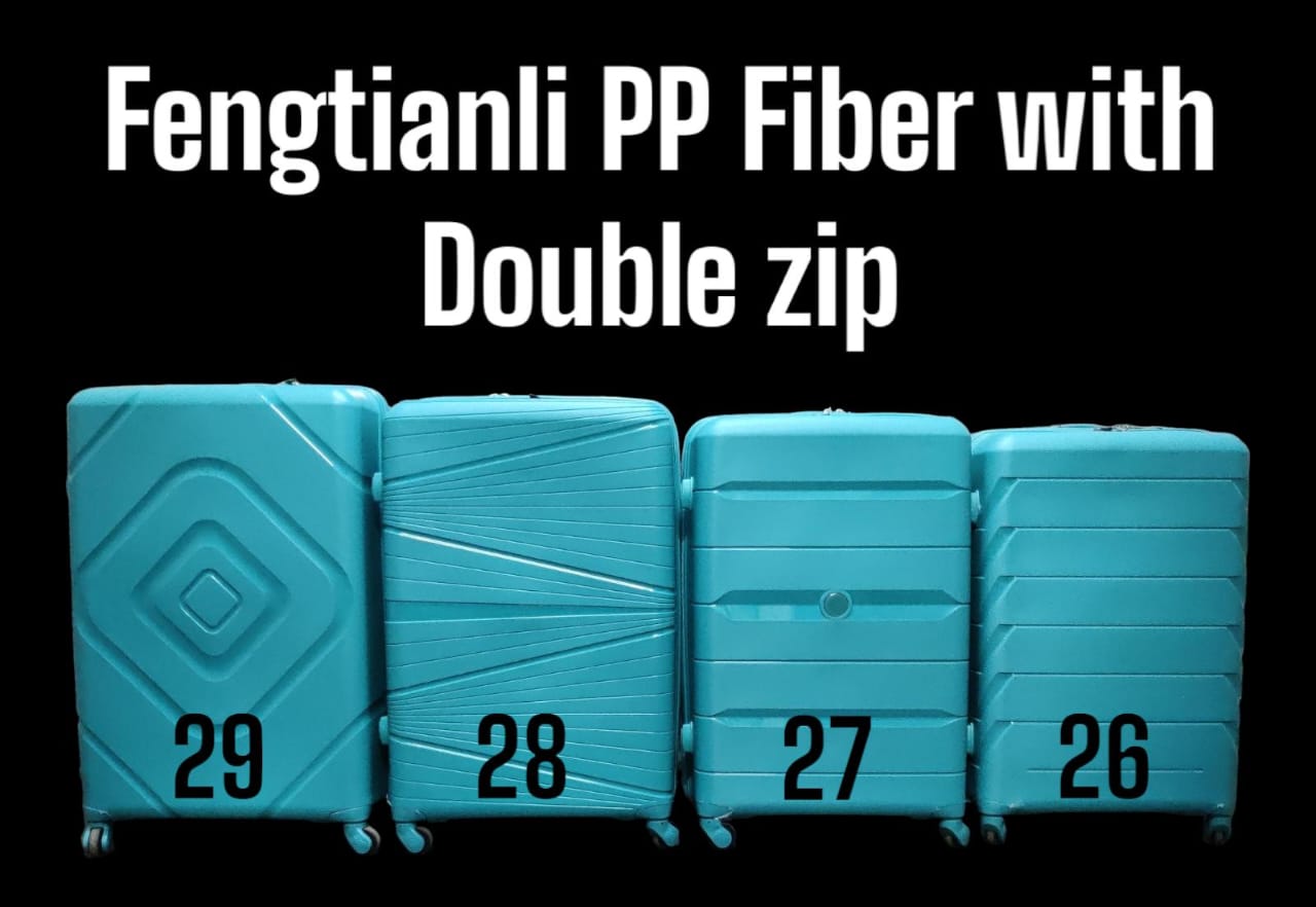 PVC High Quality Travel Suitcase Travel Bag Travel Briefcase With Wheel  WITH DOUBLE ZIP  Made of durable PVC material
Lightweight and easy to transport
3-piece set: large suitcase, medium suitcase,