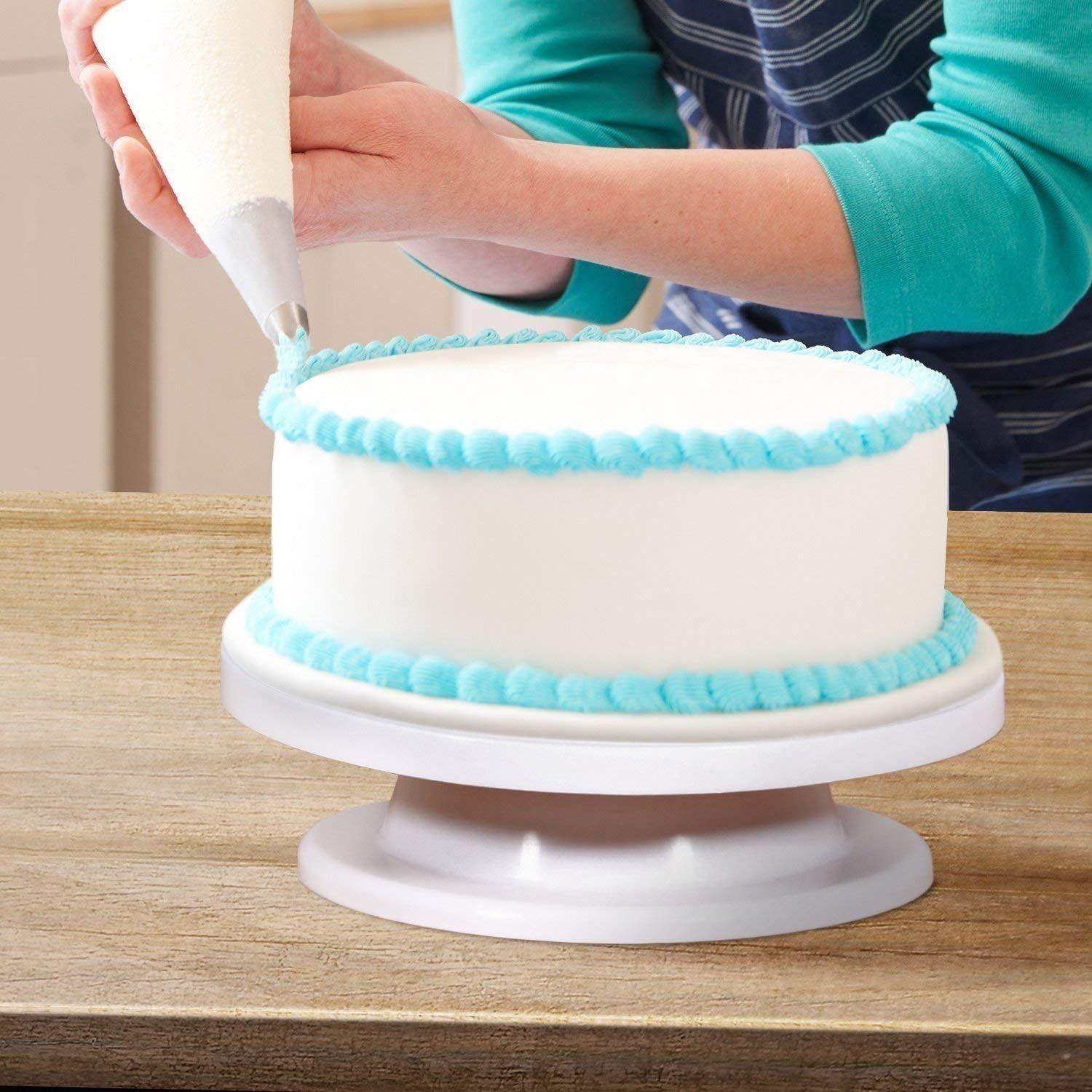 Signature Plastic Cake Turn Table 28 CM