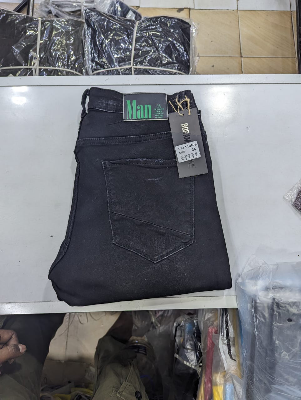 1PAIR JEANS OF LAE | VESOE | 504 CLASSL | AMIRI | MAN | FASHION JEANS | BRAVE Classic 5-pocket Regular Fit Flex Jean