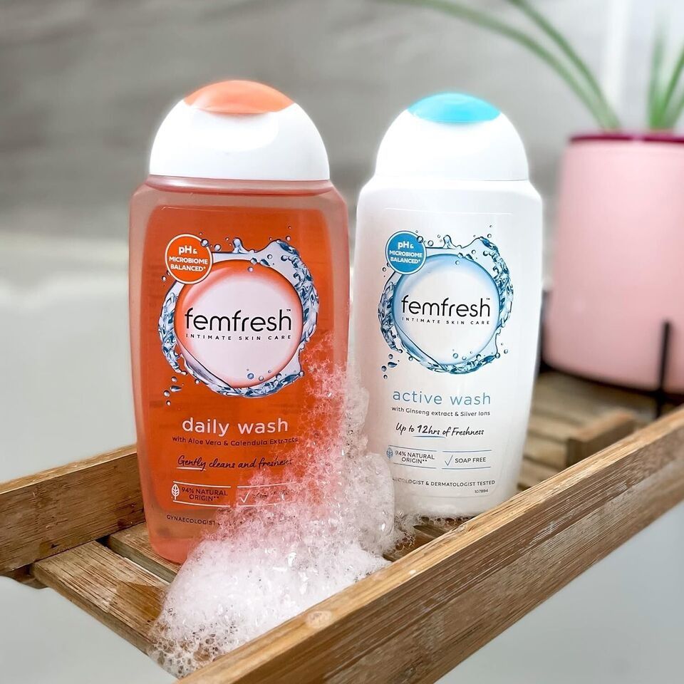 Femfresh Ultimate Care Active Vaginal Wash - Intimate Feminine Hygiene Shower Care Femfresh Intimate Skin Care Daily Wash - 250ml Feminine Washes Shower Care