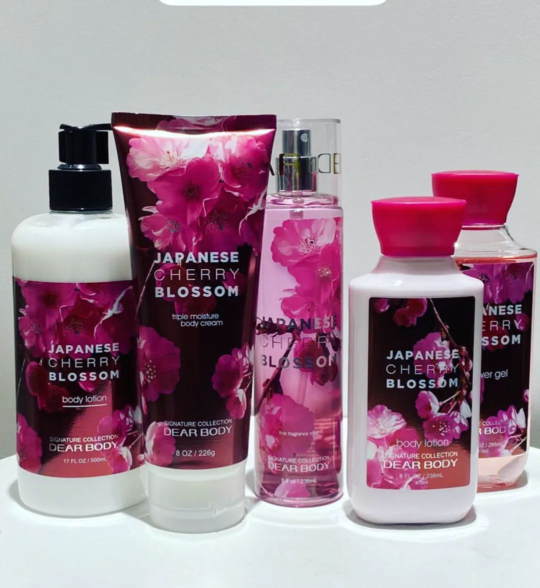 5 Pack Dear Body Japanese Cherry Blossom and Pump Lotion, Shower Gel, Mist, Cream and Body Lotion Sweet Fresh Scent Signature Collection Body Luxuries Body Washes 5 in 1 Set