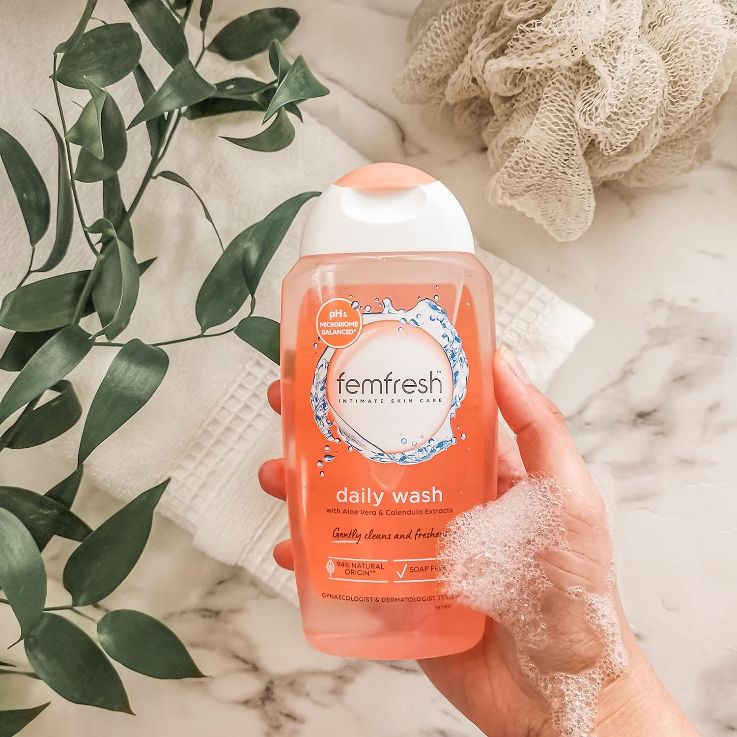 Femfresh Ultimate Care Active Vaginal Wash - Intimate Feminine Hygiene Shower Care Femfresh Intimate Skin Care Daily Wash - 250ml Feminine Washes Shower Care