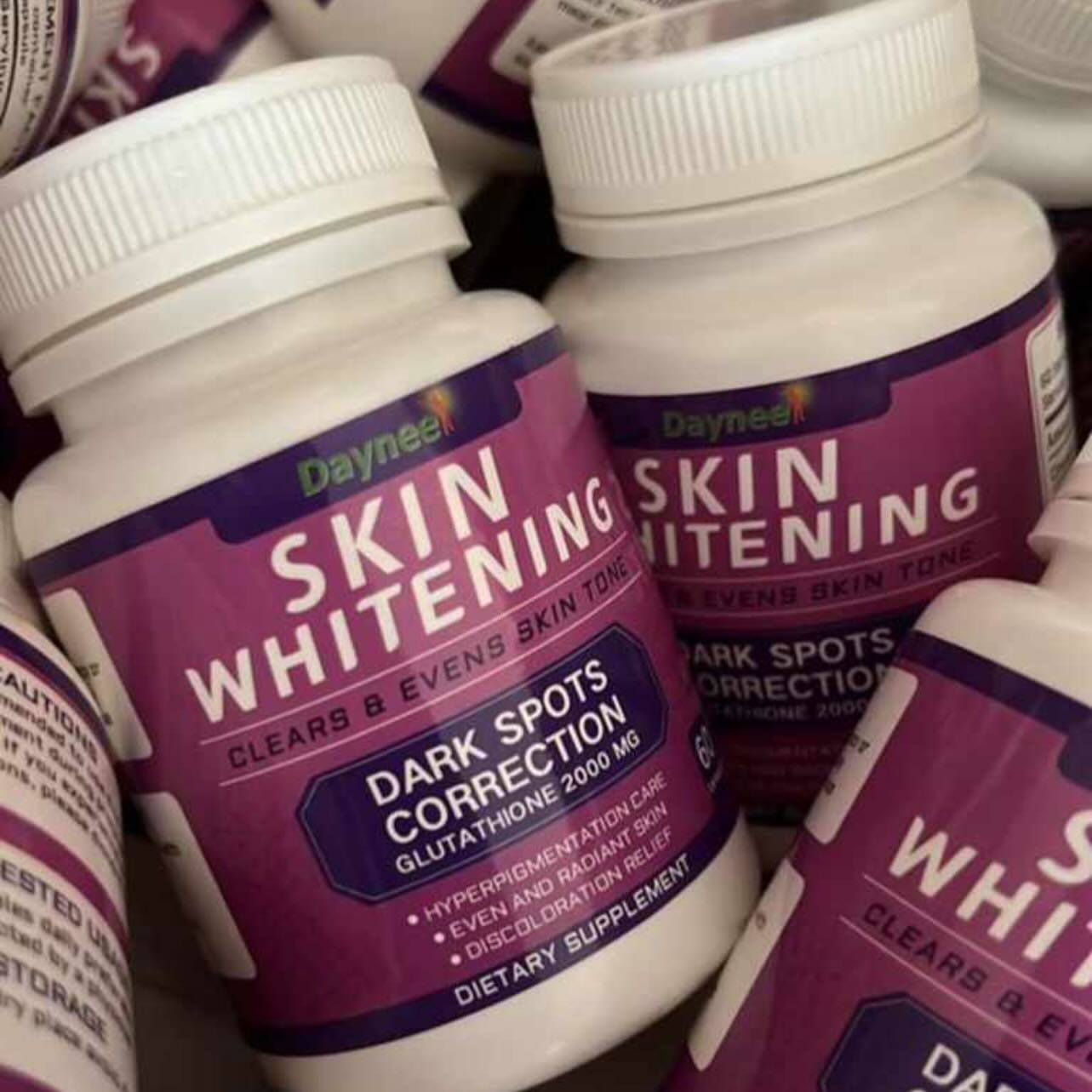 Daynee Skin Whitening Pills - Clears Dark Spot Glutathione Whitening Pills - Dark Spots & Acne Scar Remover - 5000g - Made in USA - Vegan Skin Bleaching Pills with Anti-Aging & Antioxidant Effect