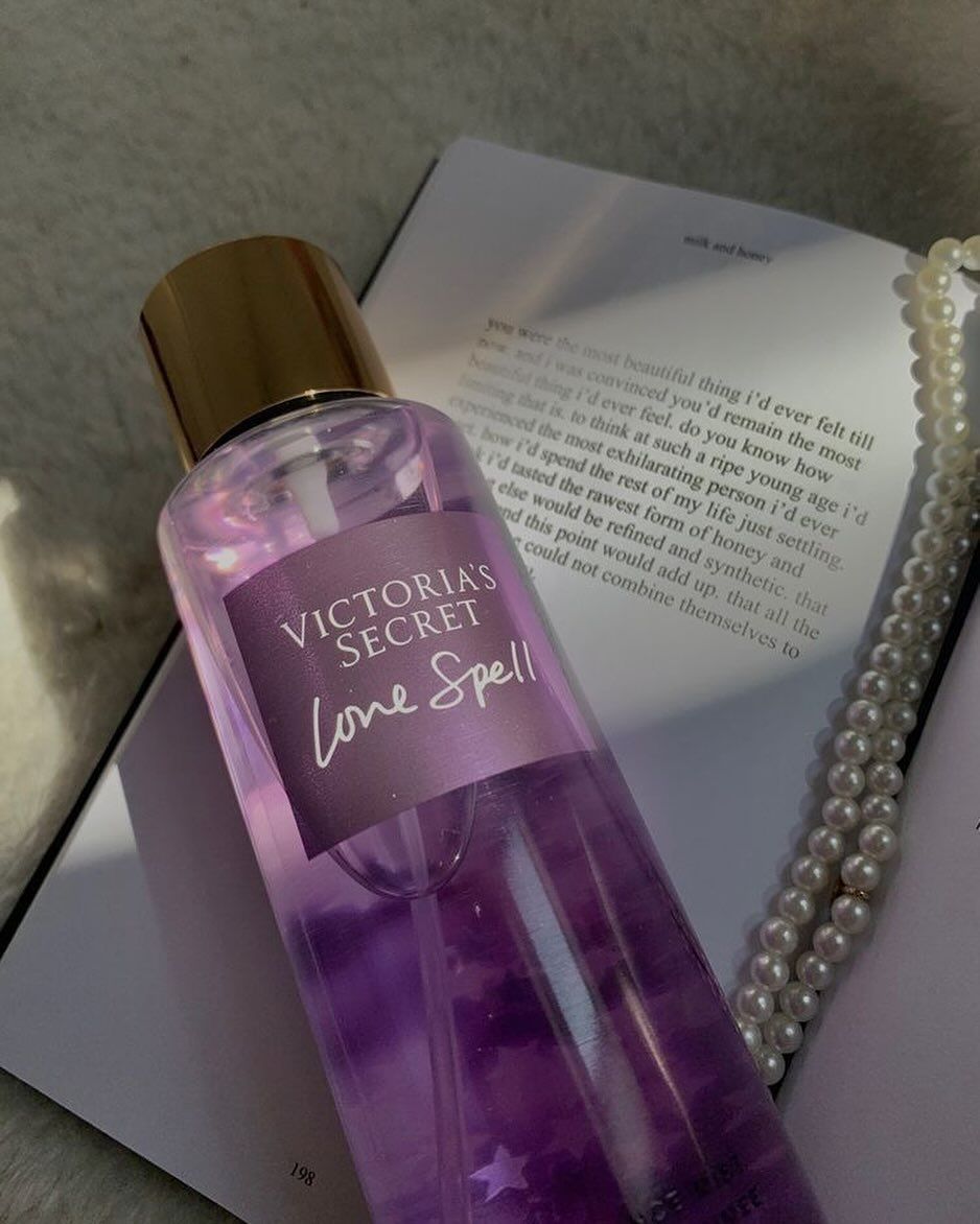 Victoria's Secret Love Spell La Creme 250ml Fragrance Body Mist For Women Romantic Perfume Set for Women - Long-Lasting, Non-Irritating, Multi-Purpose Spray Girls Body Signature Collections
