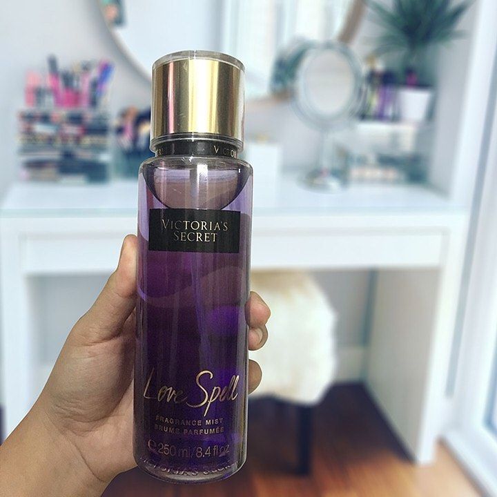 Victoria's Secret Love Spell La Creme 250ml Fragrance Body Mist For Women Romantic Perfume Set for Women - Long-Lasting, Non-Irritating, Multi-Purpose Spray Girls Body Signature Collections