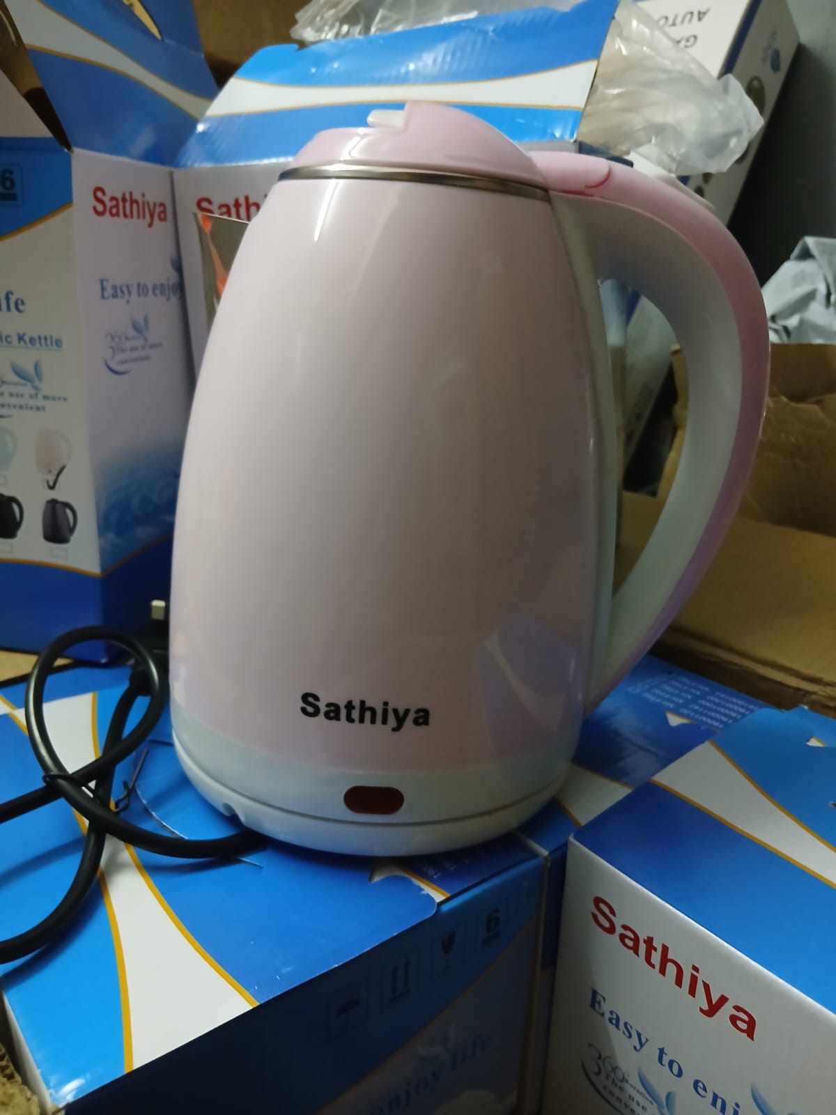 📍PROMOTION PRICE 📍🍳ONLY AT KILIMALL 🍳Sathiya 2LTR ELECTRIC KETTLE- high-quality, affordable, and energy-efficient.Large enough to boil water for the whole family or guests. Indicator Lamp – Cle