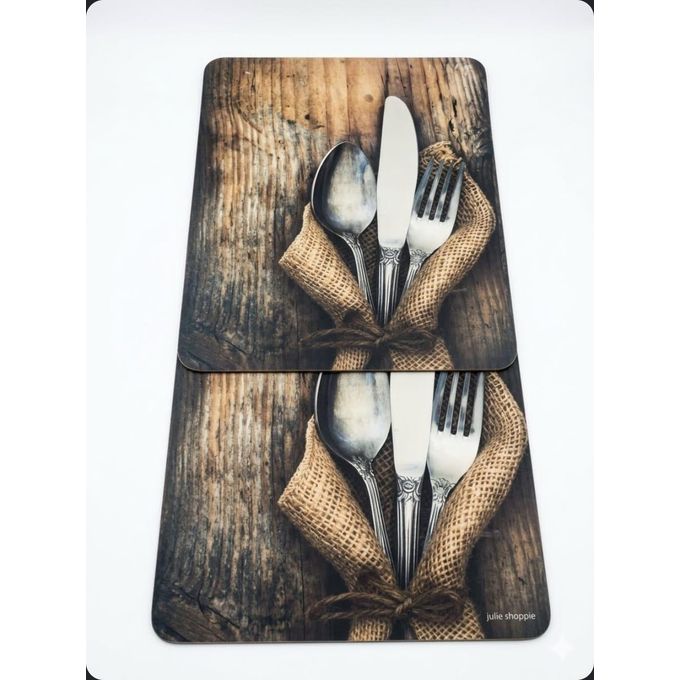 High quality HEAVY grip Rubber underside floor 2pcs set 3D kitchen mat NON SLIP-Ideal for use in the kitchen, these mats help reduce fatigue while standing for long periods, making meal prep