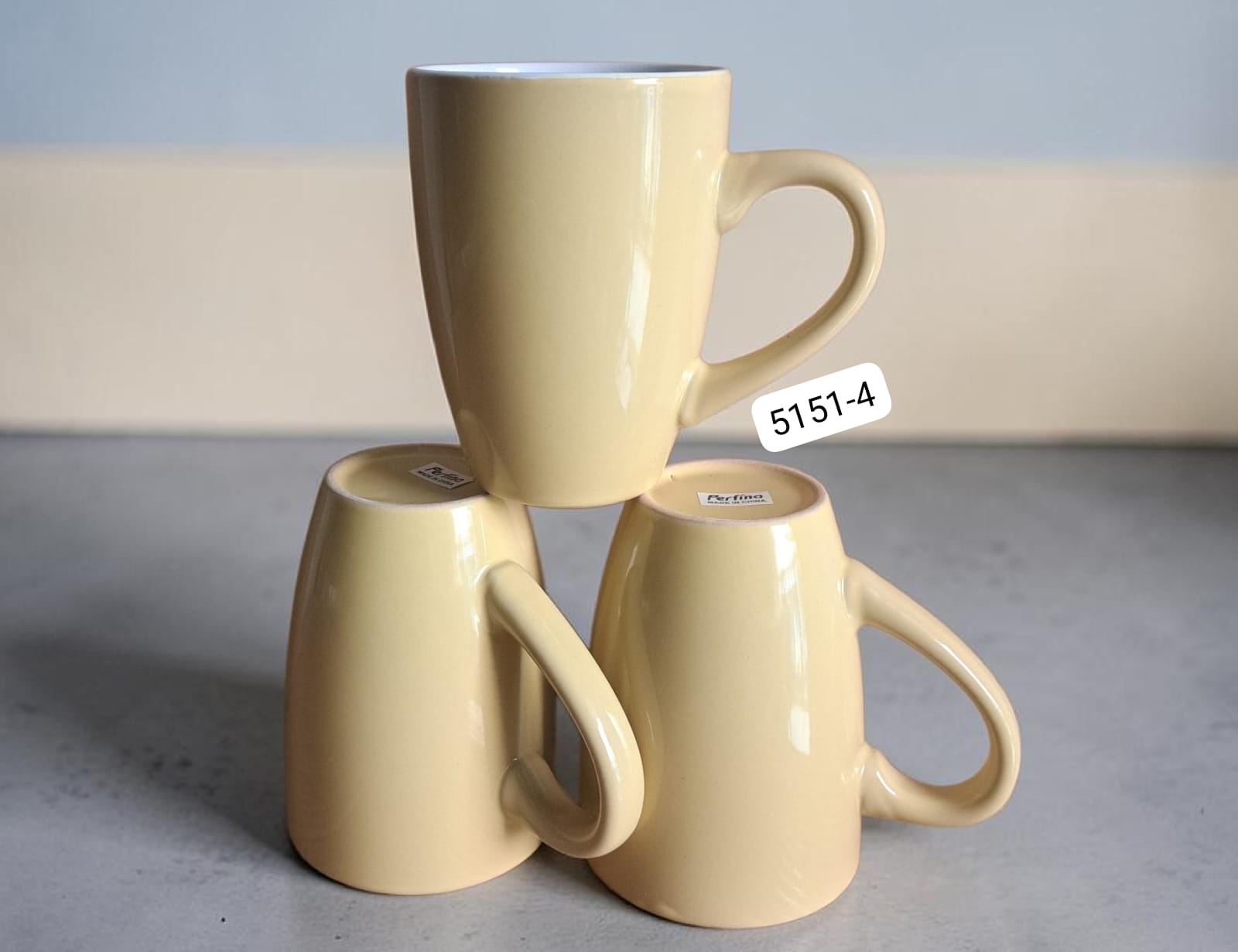 NEW INN‼️🍵Ceramic Beautiful And Classy Mugs/Cups For Tea/Coffee-Set(6)🍵Quality Chip resistant ceramic material
Each diner style coffee mug is made of premium lead-free and BPA free food grade cerami