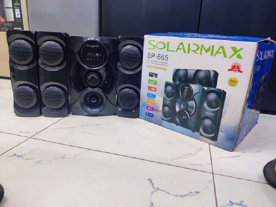 NEW SOLARMAX  SP-665 3.1CH 15000W PMPO  MULTIMEDIA SPEAKER SYSTEM AC DC USB SD CARD AUX BLUETOOTH  FM RADIO AND A REMOTE CONTROL.