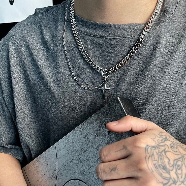 Niche Design Gender-Neutral Titanium Steel Double-Layer Mango Pendant Necklace Men'S And Women'S Hip-Hop Advanced Sense Collarbone Chain Tide