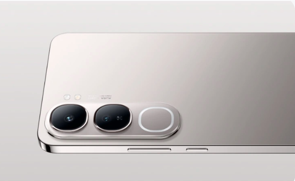 Refurbished Phone   vivo V40 Lite  256GB + 8GB RAM Slim, Fast, and Stylish Performance， 6.67-inch 120Hz AMOLED display, a 50MP main camera with AI Aura Light, and a 5,000mAh