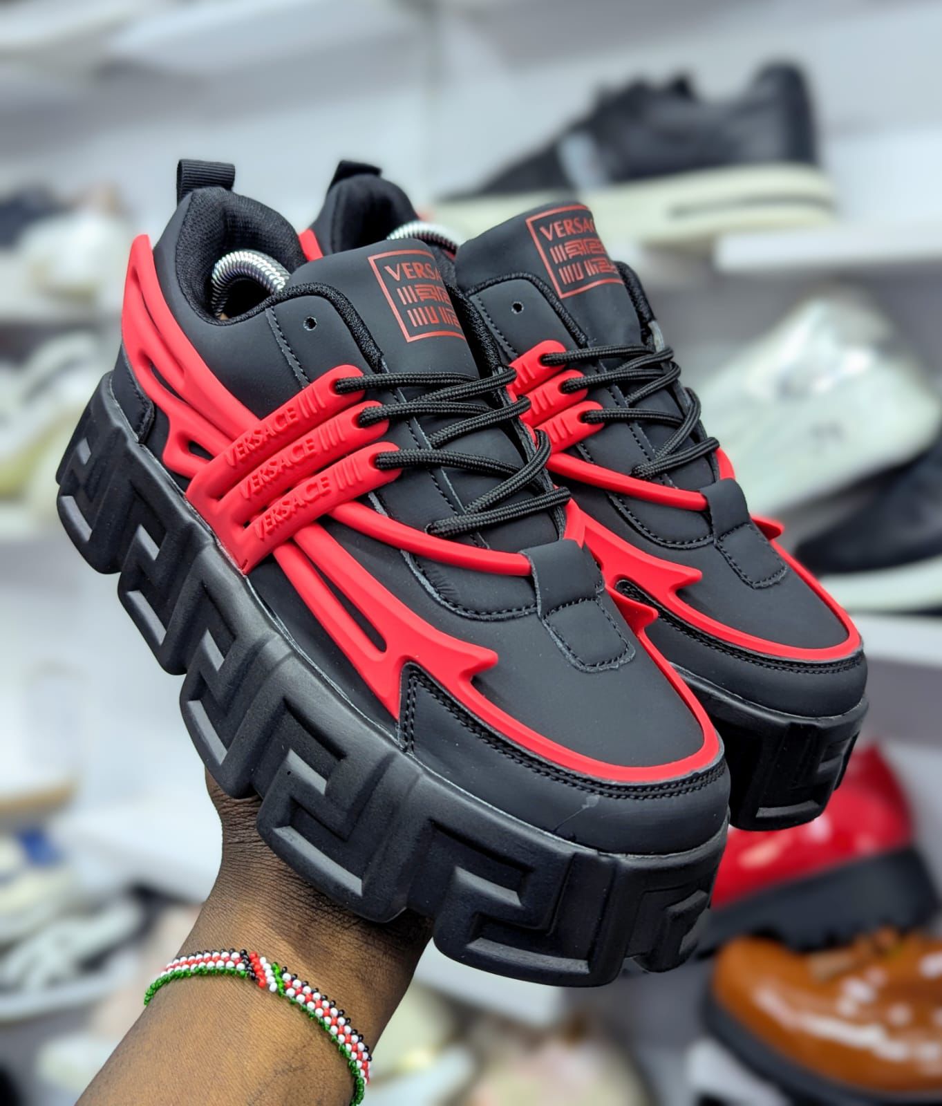 ⚡LATEST/ORIGINAL VERSACE SNEAKERS🔥🔥 High quality LEATHER VERSACE ⚡ breatherble unisex sneakers Multicoloured fashioned men's sneakers and fashioned classic trending shoes🔥Cute  exact as pictured🔥