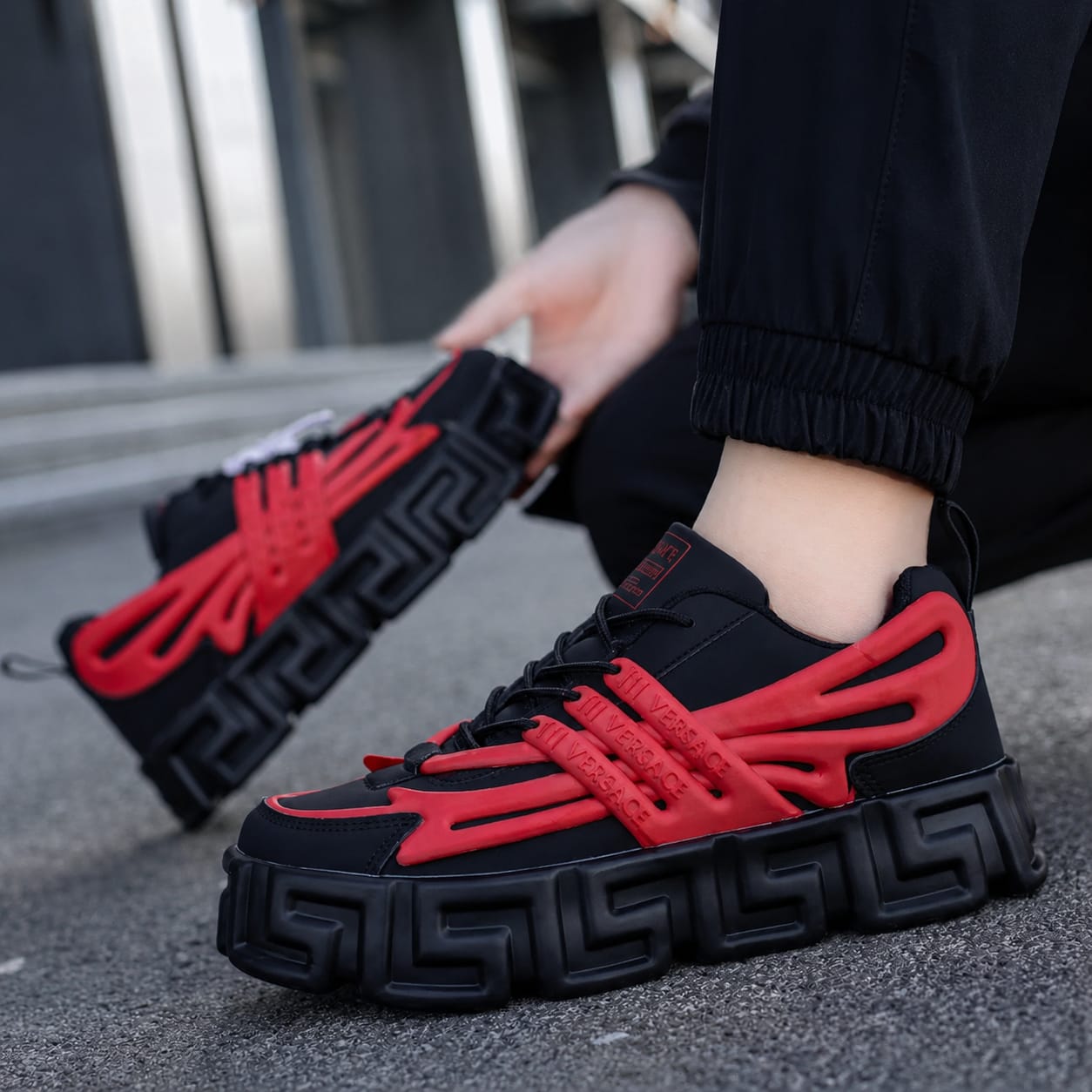 ⚡LATEST/ORIGINAL VERSACE SNEAKERS🔥🔥 High quality LEATHER VERSACE ⚡ breatherble unisex sneakers Multicoloured fashioned men's sneakers and fashioned classic trending shoes🔥Cute  exact as pictured🔥