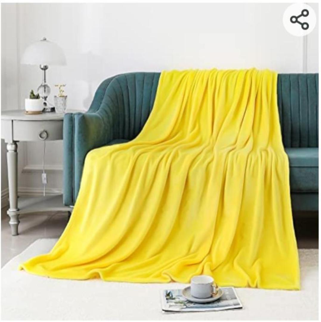 PLAIN CORAL FLEECE THROW BLANKETS. SIZES-4/6,5/6,6/6. CAN BE USED IN THE SITTING ROOM, BEDROOM, IN THE CAR AND EVEN OUTDOOR. THEY ARE BIG ENOUGH TO CUDDLE UP 2 PEOPLE. AVAILABLE IN VARIOUS COLOURS.