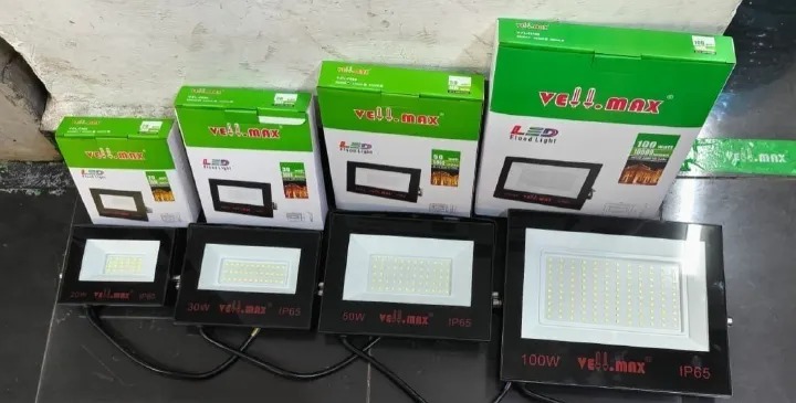 VELLMAX LED AC FLOOD LIGHT - 20W,30W,50W,100W, VELLMAX 252 SERIES AC LED FLOOD LIGHTS 5200 LUMEN LED FLOODLIGHT 10000LM Super Bright Outdoor Security Lights
