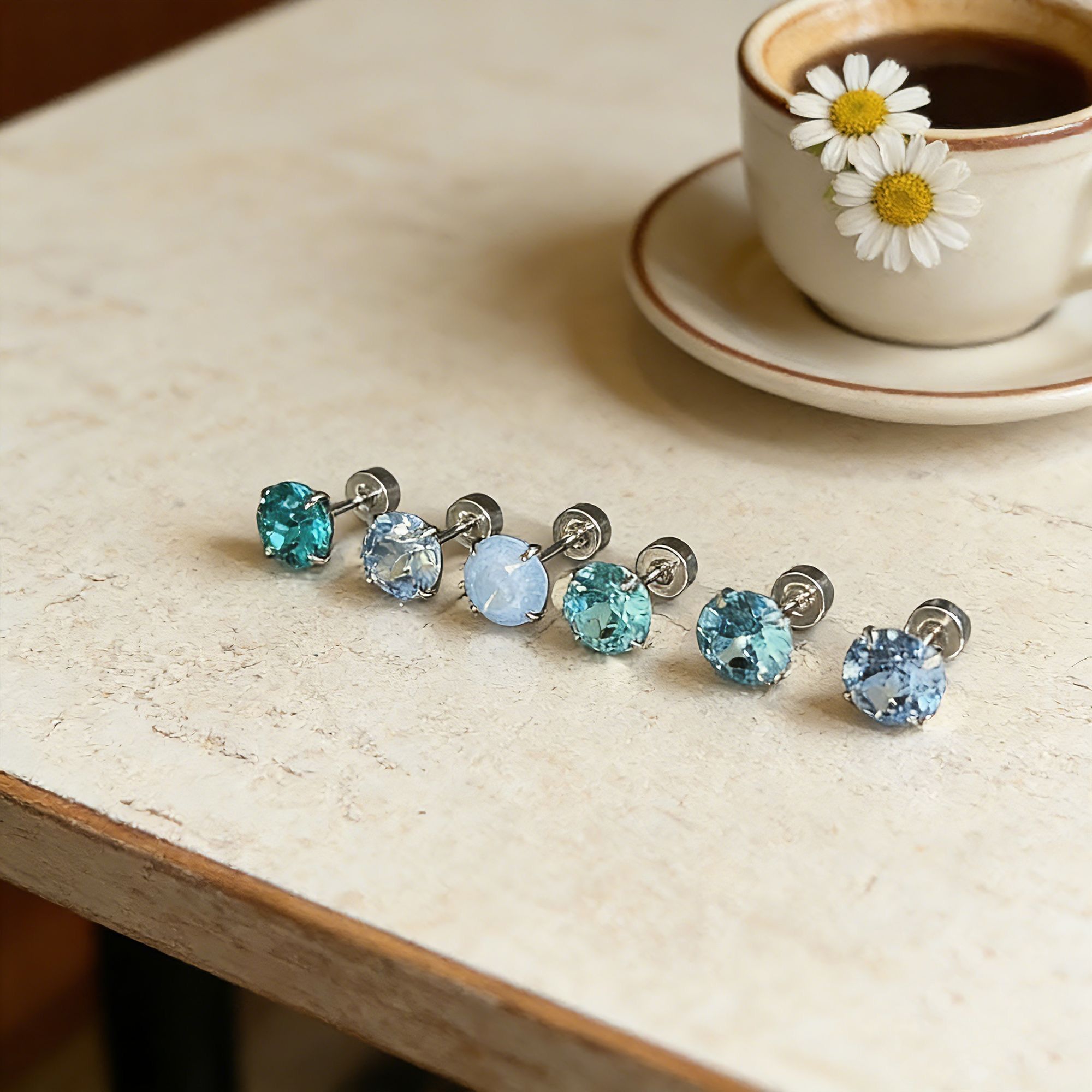 6mm Flashing Hua Zi Ear Studs, 6 Colors, Unique and Versatile Titanium Alloy Hypoallergenic Screw-Back Ear Candles, Can Be Worn While Sleeping