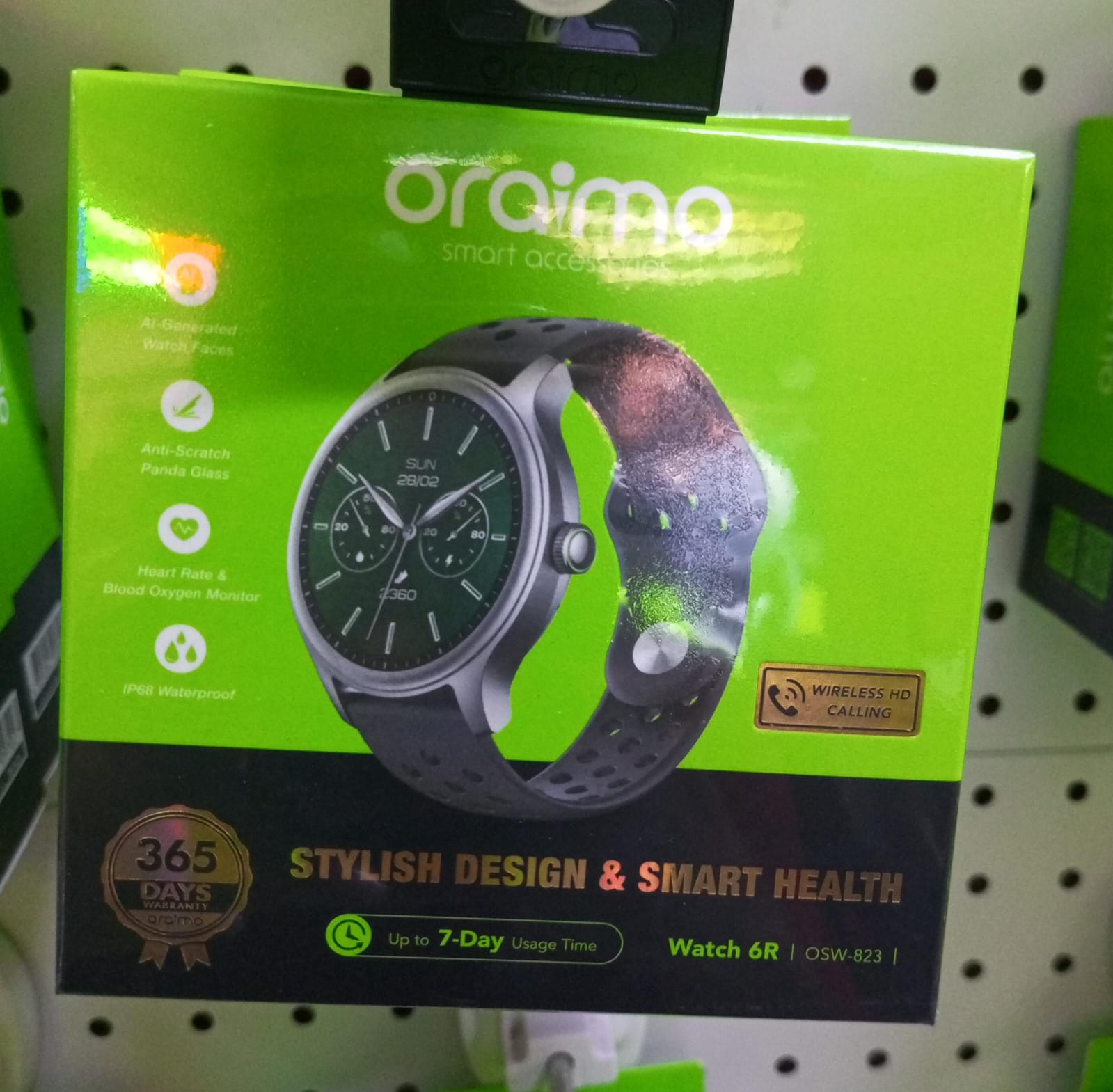 Oraimo smart watch 6R OSW 823
Anti sratch panda glass
Heart rate and Blood oxygen monitor
IP68 water proof