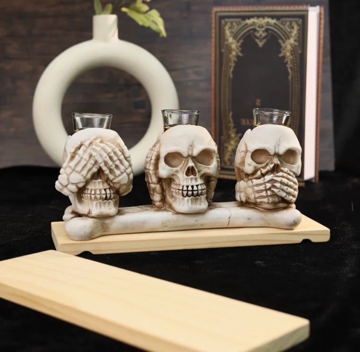 "Don't Listen, Don't See, Don't Speak" liquor glass set, a creative Halloween glass.