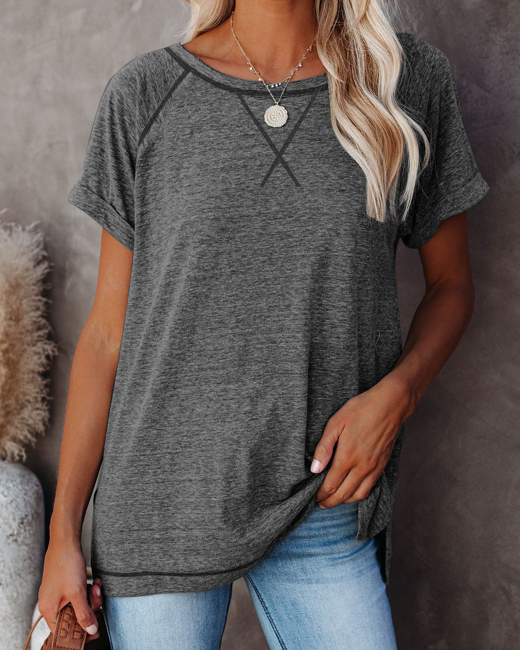 2026 Spring/Summer New Women's Fashion Unique Style Women's Clothing Colored Short-sleeved Top Comfortable Relaxing Spliced Version Simple good-looking Upper Outer Garment