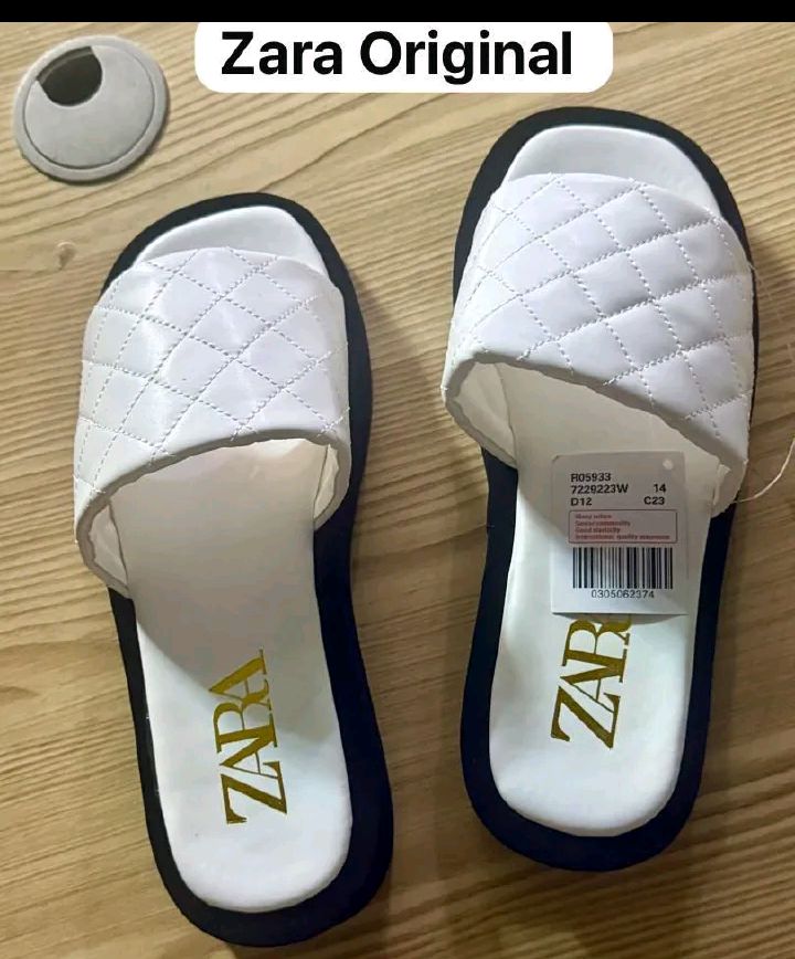 Zara ladies  quilted flat slide  summer sandals