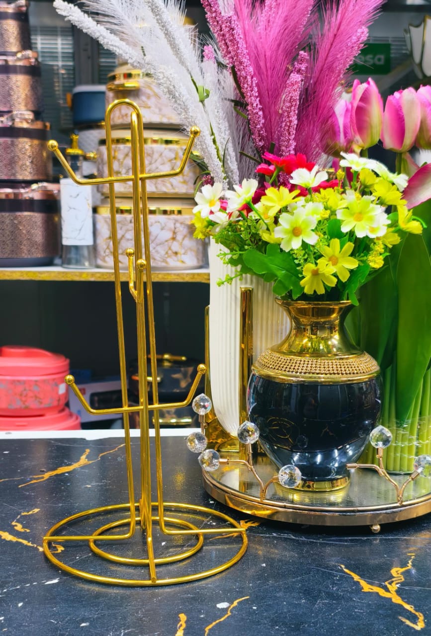 YEAH NEW LOOKS 😉-[OFFER] CUP STAND GOLD MADE ✨✨-from Stainless steel .