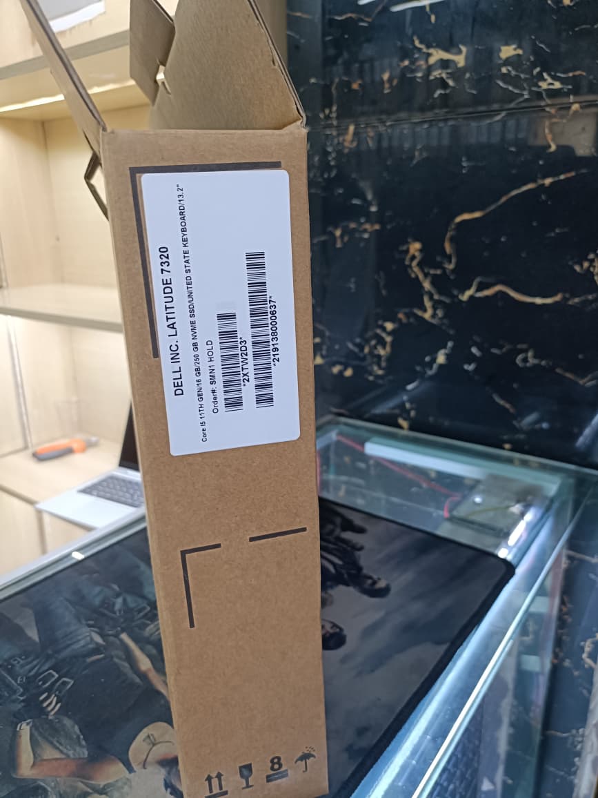 NEW LAPTOP DELL LATITUDE 5420 INTEL CORE I7 11TH GENERATION 8GB RAM 256 SSD WINDOWS 11 6MONTH OF WARANT 12.6 '' DISPLAY