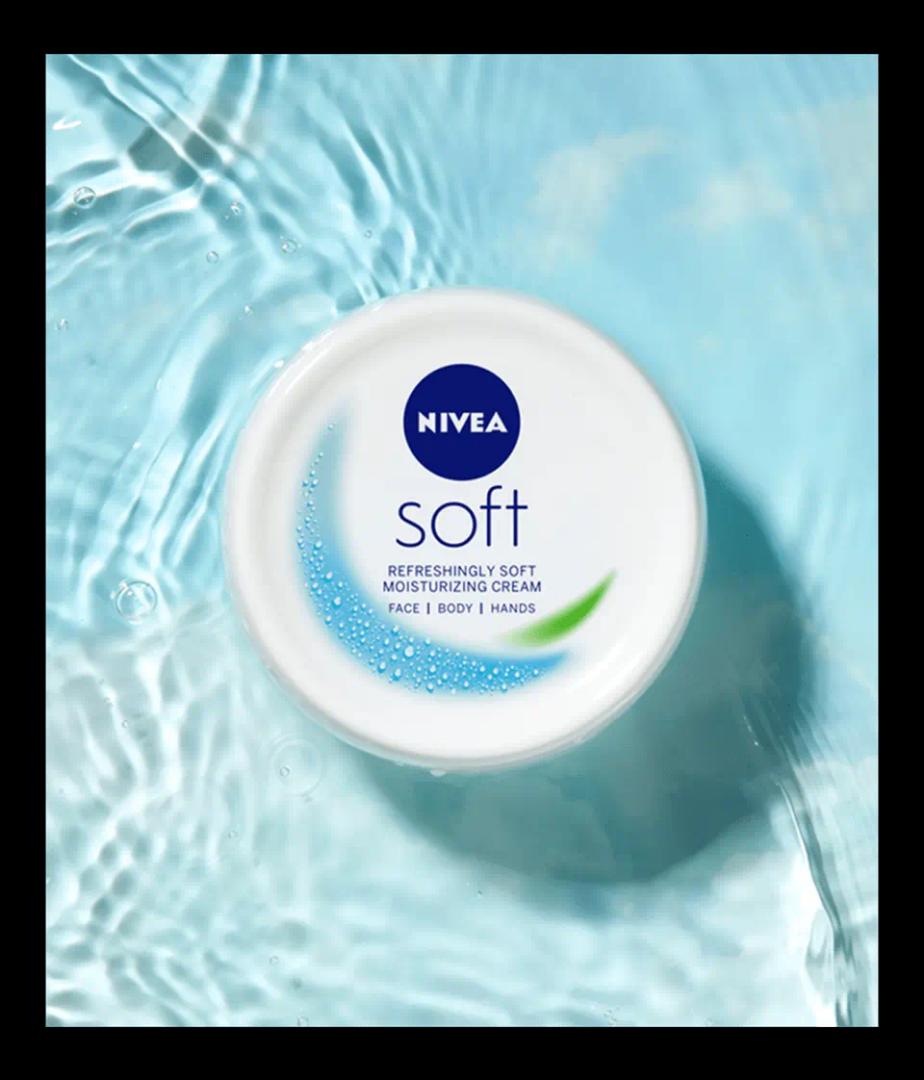Nivea Soft Moisturizering Cream for Face, Body and Hands. Vitamin E and Jojoba moisturizer. Face moisturizer for dry skin.