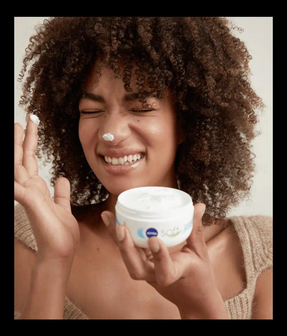 Nivea Soft Moisturizering Cream for Face, Body and Hands. Vitamin E and Jojoba moisturizer. Face moisturizer for dry skin.