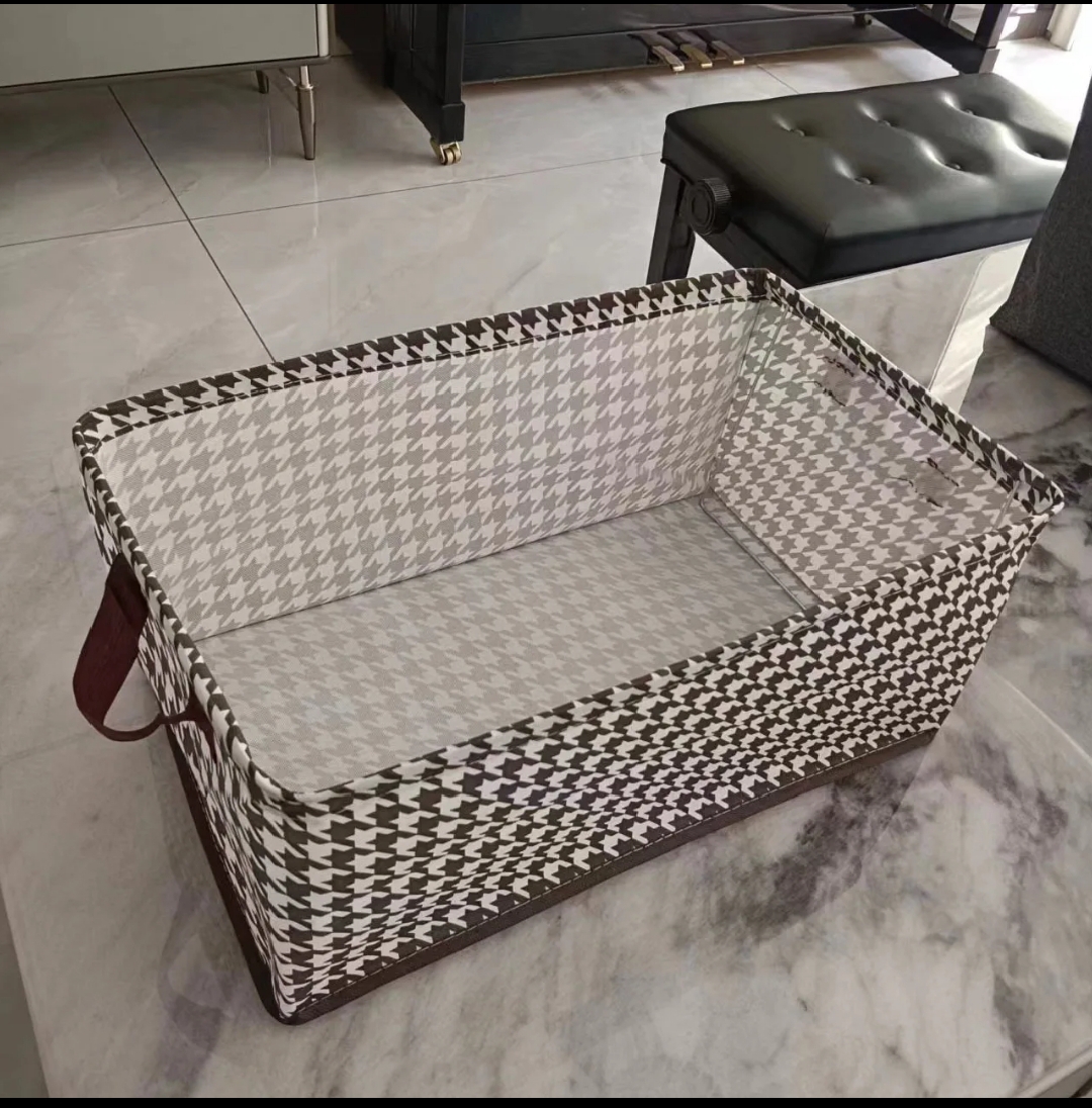 ONE LARGE CAPACITY 47X28X20CM CANVAS MATERIAL FOLDABLE STORAGE ORGANISER MOISTURE PROOF WITH HANDLE AND STEEL FRAME FOR SUPPORT NON WOOVEN FABRIC RECTANGULAR DESIGN